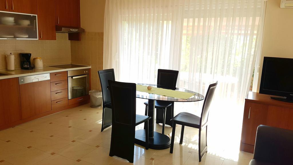 Apartments Simag Banjole Exterior photo